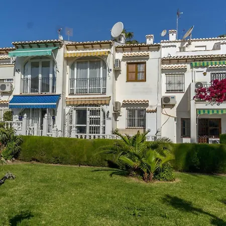 Apartment Luminoso En Jardin En Torrevieja